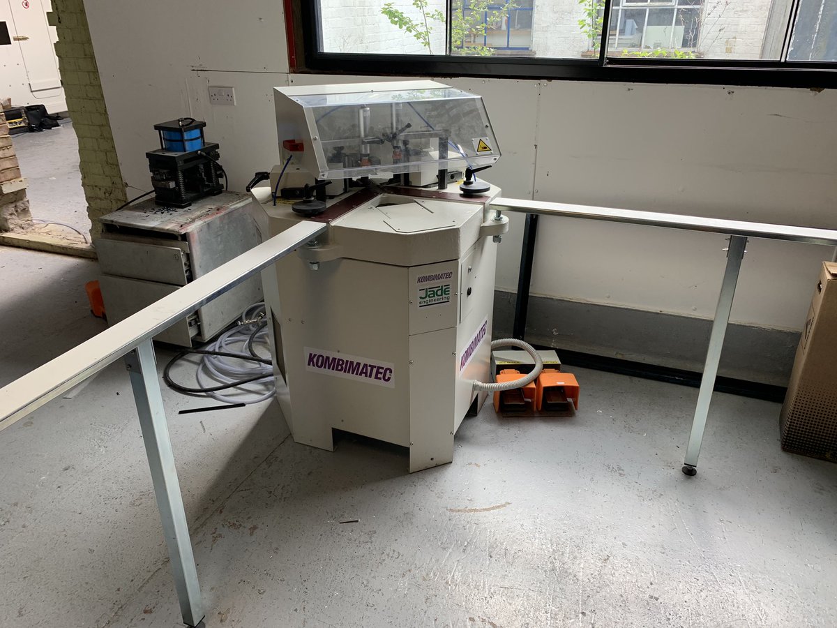Brand new CC124 Power Crimper delivered and installed at ArcVis, Canterbury complete with knives, vee blocks, foot pedals and support arms. Fully setup 👍 #kombimatec #cornercrimping #aluminiummachine #aluminiumwindowsystems