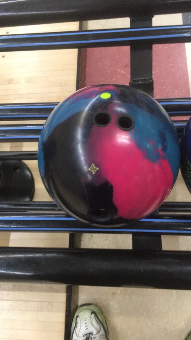 JoshKennedy71's tweet photo. Wow. Haven’t been on here in a long time but anyway ended up shooting 300 last week in league. The halo was ball of choice. Amazing ball!!!! Not too happy about the last game but still averaging 245 for now. Long season still https://t.co/XOXaLNmxO8
