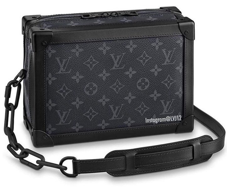 manarchybrand's tweet photo. •The LV Side bag is definitely a Yes 💯🤩•Cop yours from @real_manarchy
🏷Contact or DM
📍Santa Maria drugstore
🎬Manarchy Empire
☎️:0553507532
DELIVERY🚚 worldwide
#Diaspora #fashiontrends #LouisVuitton #iamrealmanarchy #sidebag #swagmob #TuesdayThoughts https://t.co/hm1YdC7Zoj