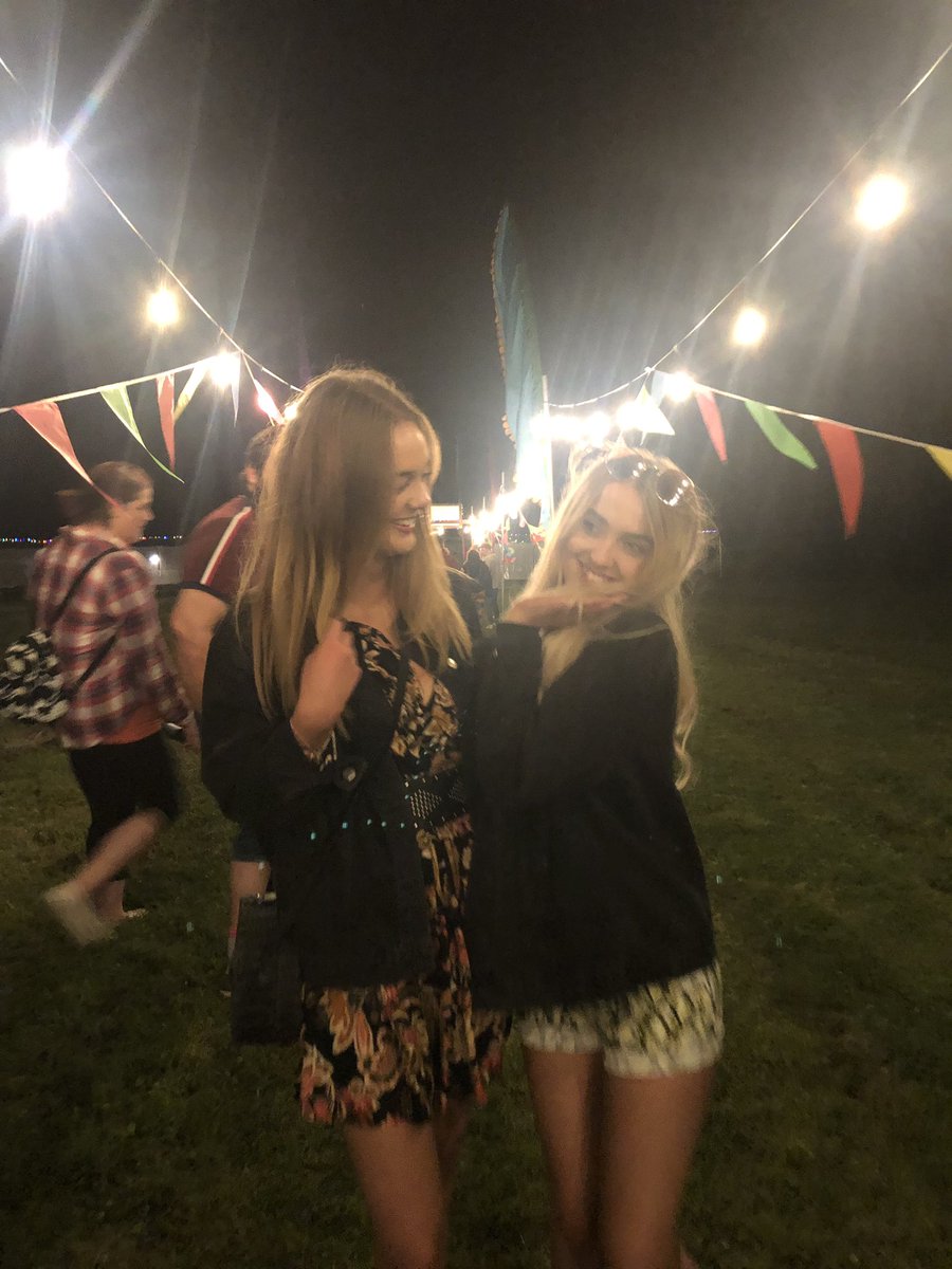 meganjones13899's tweet photo. Summer Ball ๐ฅณ #U5Intern https://t.co/cp6TGDRCK6