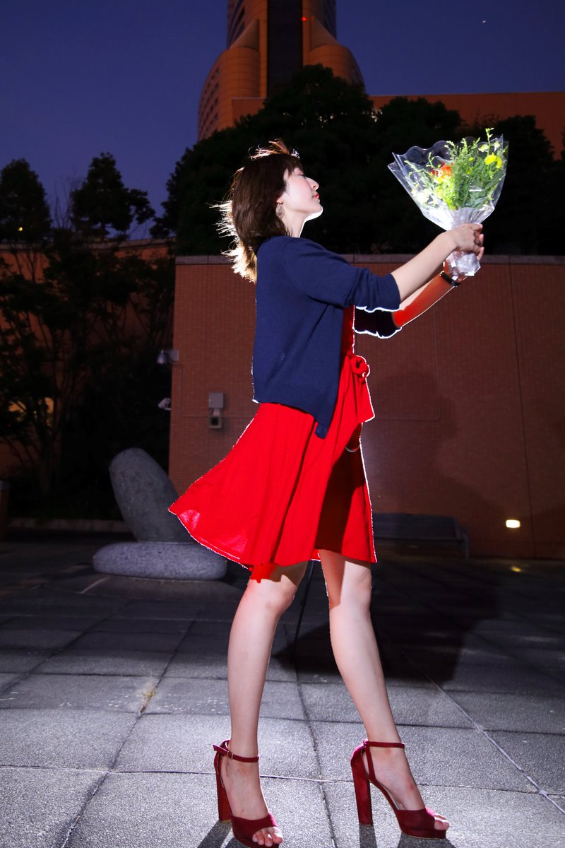 4MDJmr90K4SUKxj's tweet photo. 日没時の浜松アクトタワーをバックに撮影。ショパンの丘にて。
モデル　小夜さん　@saya_en_do8 
#ポートレート
#ポートレイト
#portrait
#アクトタワー
#アクト
#ACTCITY
#夜撮
#ライティング
#ストロボ撮影
#ストロボ https://t.co/eMUpfSzsg1