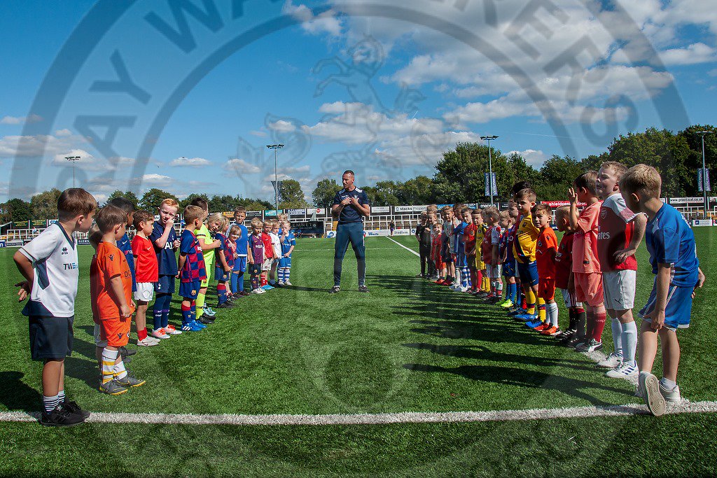 New beginnings for me and my kids <a href="/OfficialWands/">Cray Wanderers FC</a> not a bad turn out for a one man band, 500 kids a week and counting ⚽❤️ #AWFootball #Thewands