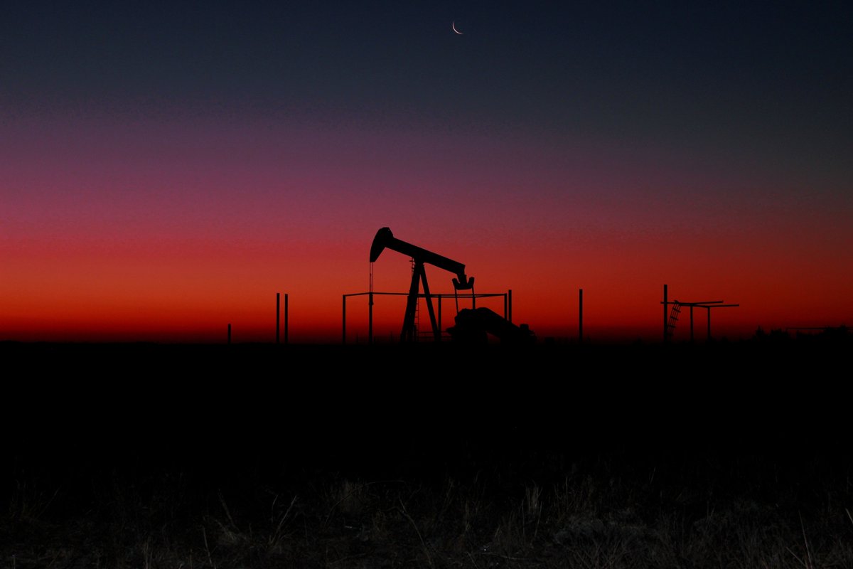 bilurmarket's tweet photo. #BilurMarket the platform where investors can purchase, hold and exchange new investment products based in energy commodities.
Advantages for investors: Real purchase of physical oil (spot prices), not financial products (derivatives)
More info➡️ https://t.co/9NuNtb1dr8
#invest https://t.co/aiq9qEbb80