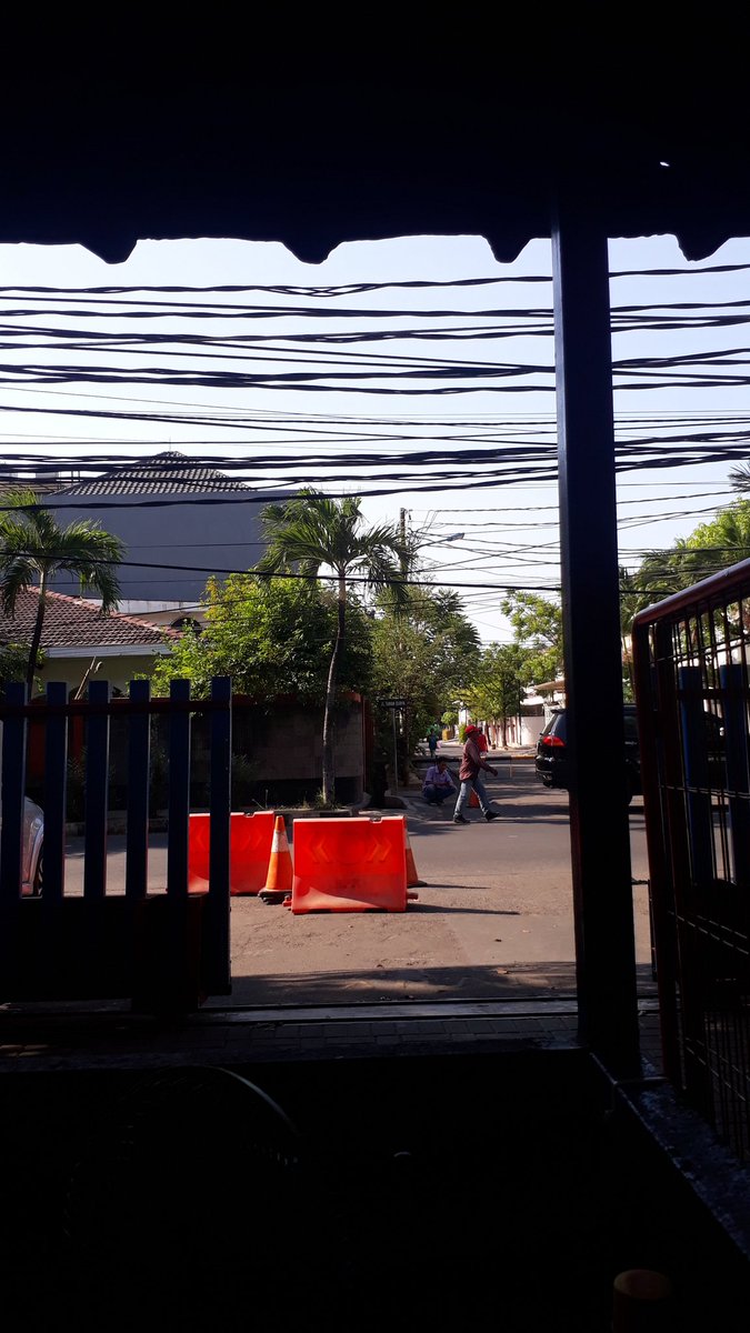 sumicumi70's tweet photo. Panas sangat...😪 https://t.co/MJHsoS6Xix