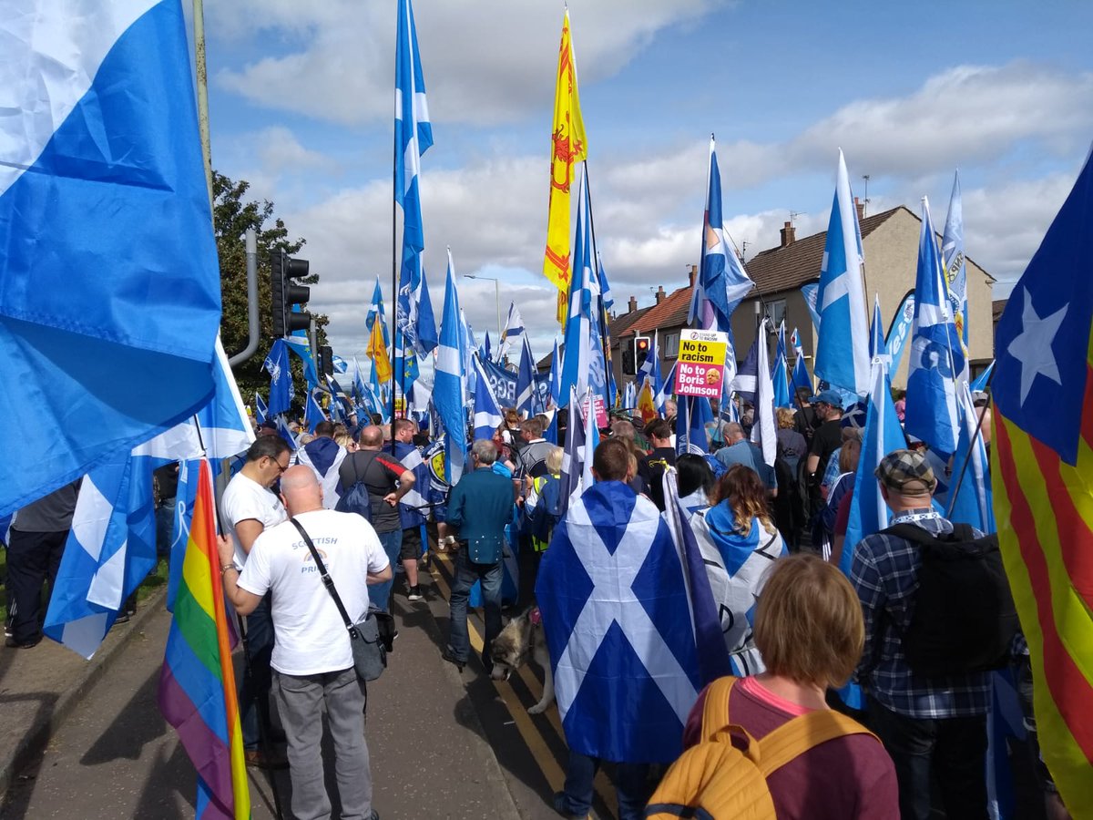 lorrainecarson2's tweet photo. Great day in Perth #AUOBPerth #teamyrs #yes @PaulJColvin @YesInvergordon https://t.co/V0R4bMI2GA