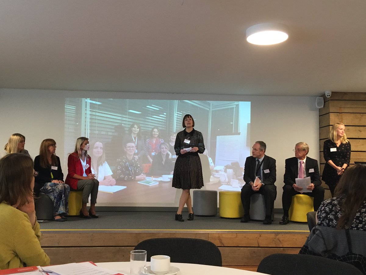 Norwich_OAEC's tweet photo. ‘Employer engagement has made the single biggest impact in my school, we’ve gone from shrugs to aspirations and our teachers have noticed the difference in lessons’ - fantastic endorsement by @HewettAcademy of the #NOA AND #NewAngliaEAN. @NorwichOA @NewAngliaLEP @thenewsboy https://t.co/ew618RBCb4