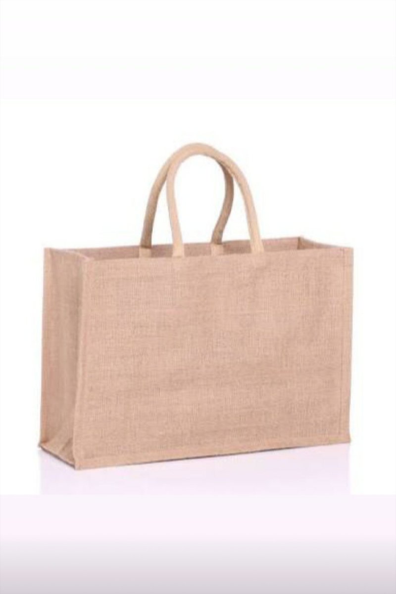 You really shouldn't compromise quality when it comes to your Event..The JUTE bag is your best bet for AsoEbi, Bridesmaids/Groomsmen gifts and also for Corporate Events..N1500 per pieceMinimum Quantity: 10 Pls RT