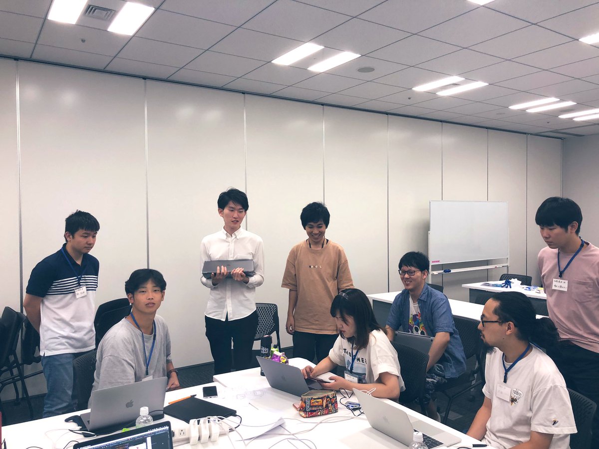 utsunana's tweet image. 9/9-9/11の3日間で、#catechchallenge 
クライアントサイド向けインターン「AbemaTVHack」と、ゲーム開発インターン「プロトスプリントリーグ」が開催中🔥
折り返しの中間FBでは、メンター陣にたくさんアドバイスをもらいました(写真はAbemaTVHackの様子です💯)