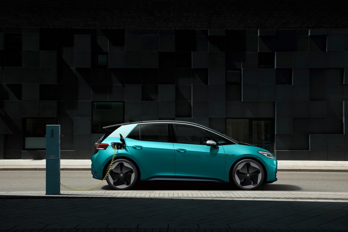 Volkswagen heeft gisterenavond de ID.3 onthuld. Een mooie toevoeging aan de EV automarkt! kyotolease.nl/nieuwsbericht/…
