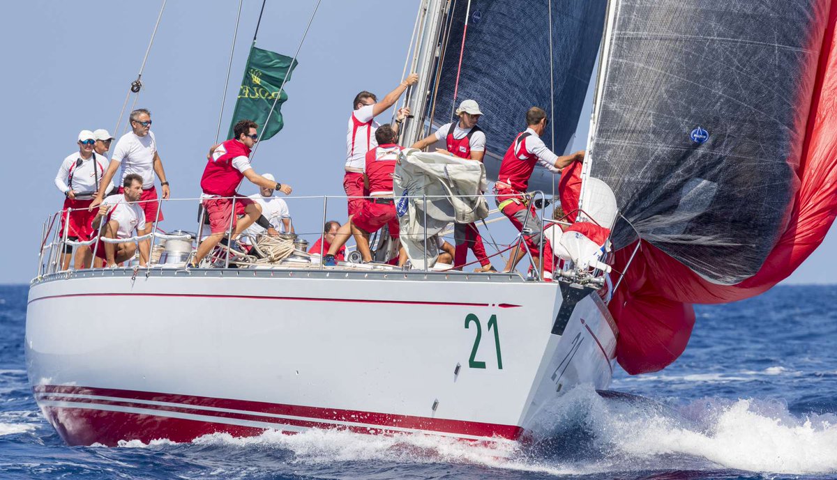 MilleniumSails's tweet image. Maxi Yacht Rolex Cup 2019: Lunz Am Meer, Swan 651 di Marietta Gräfin Strasoldo, arriva primo a pari merito nei Mini Maxi CR con H2O, che la spunta grazie alla vittoria nell'ultima giornata.
Millenium Arxe Carbon sails.
Complimenti! #SAILING #Vela #milleniumsails