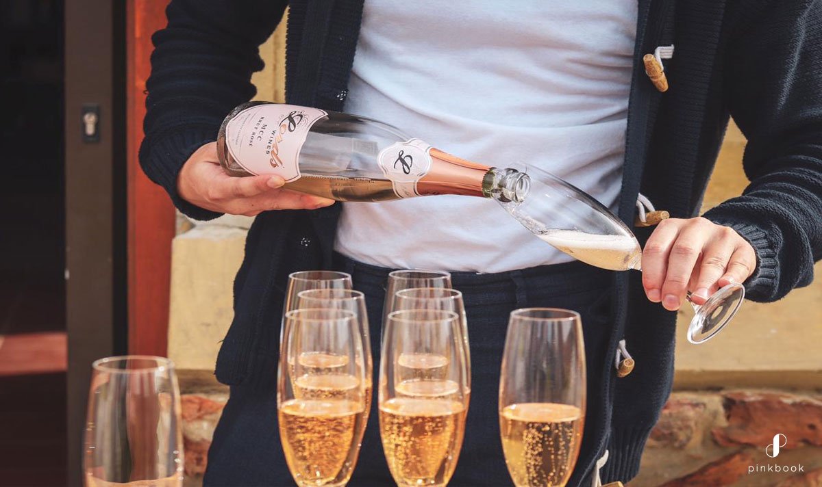 #WIN 30 Bottles of Champagne for your wedding from 
<a href="/LordsWines/">Lord's Wines</a>
! Enter NOW on pink-book.co.za 
🥂🍾
bit.ly/2m9yODO