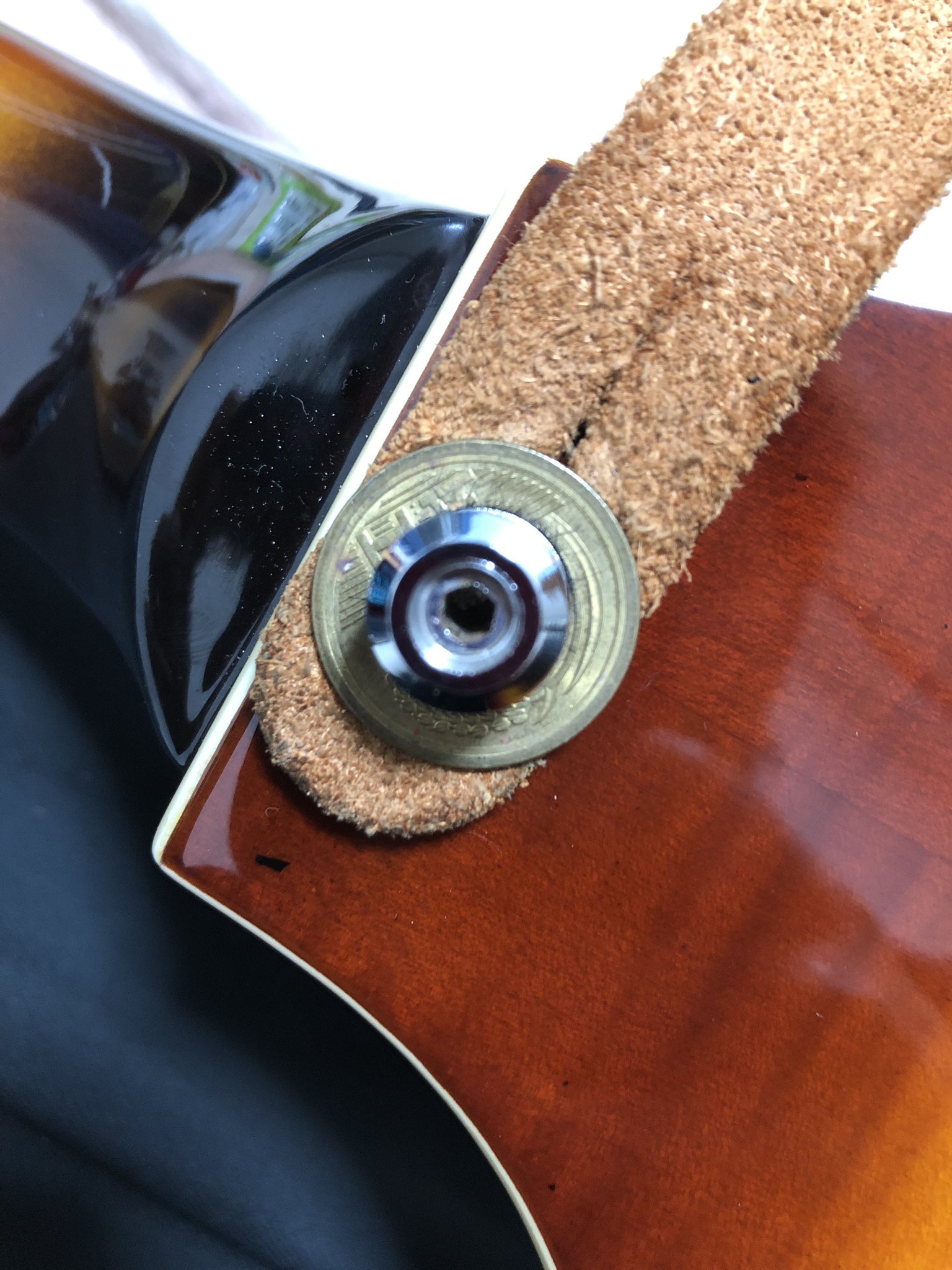 マツオシュン ナンバーガール の田渕ひさ子さんのパクリ 5円で出来る簡単ストラップロック T Co Zepfymr08m Twitter