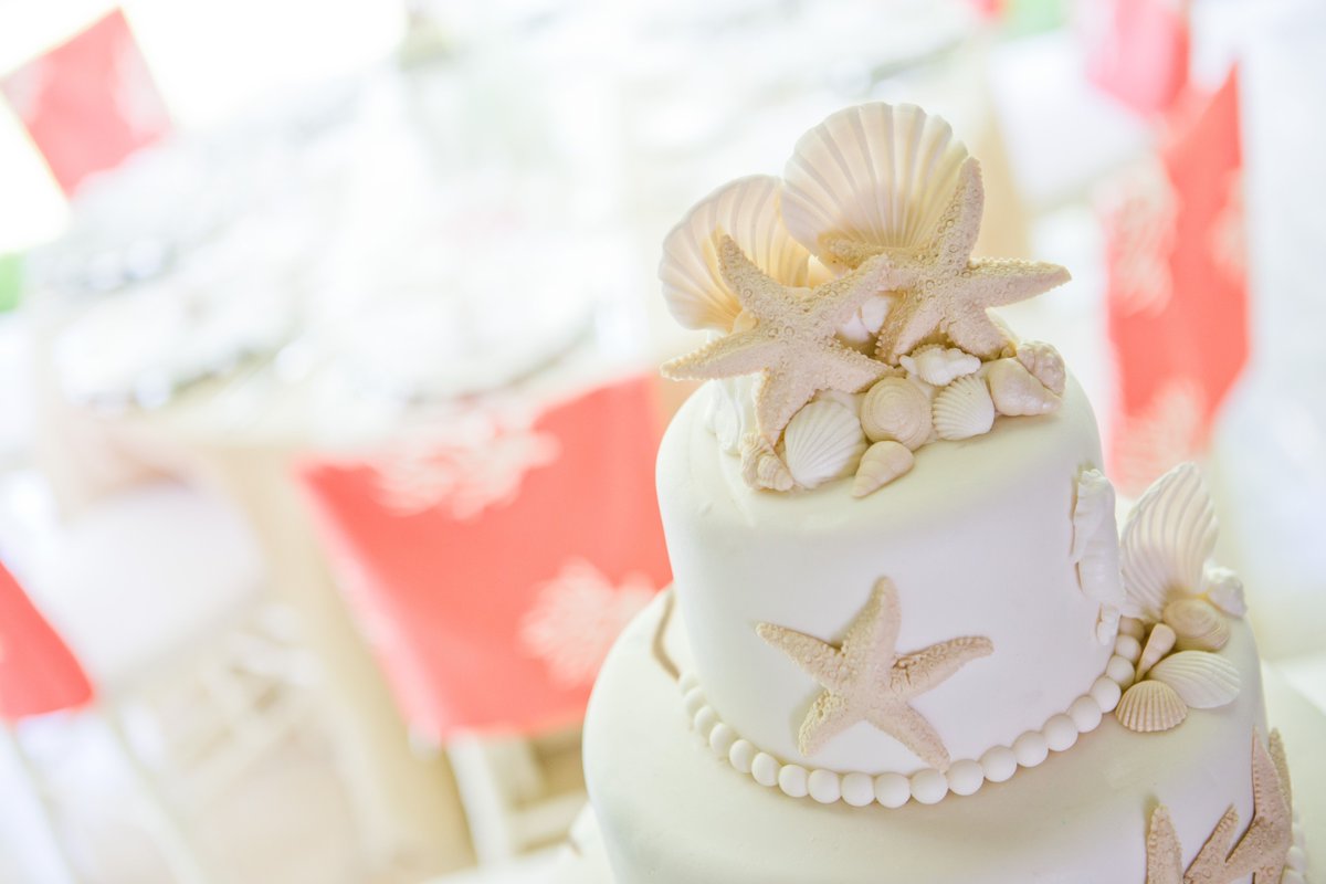 Choose this lovely tropical wedding cake as a stunning treat for your destination wedding guests! Call or email us to start planning your island wedding today.

#destinationweddingplanner #igtravel #cloud99tours #weddinginparadise #travelgram #Romance #karismaresorts
