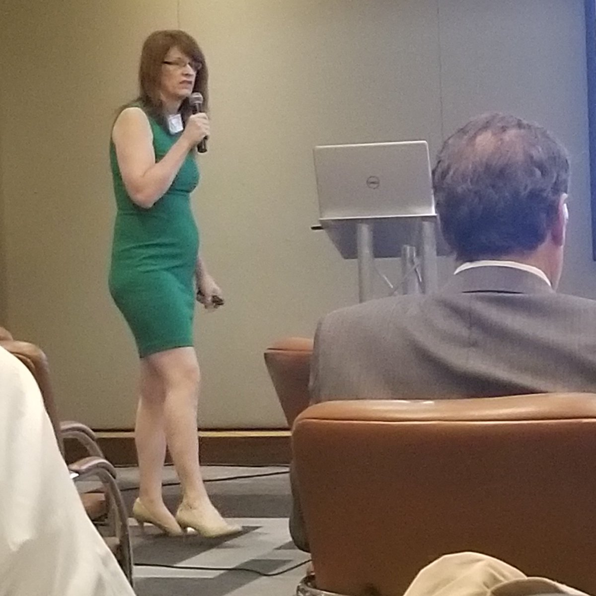 AtIntrospective's tweet image. Here’s our CEO presenting at Microgrid London! 
#smartgrid #AI #transactiveenergy #renewables