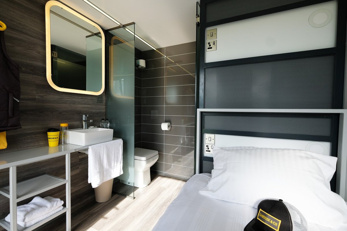 VenueInsight's tweet photo. Arkle Finance beds down with @CabooseandCo 🛌 

Asset #finance specialist, @arklefinance has completed the provision of a commercial loan facility to Caboose &amp; Co to support the ambitious growth plans of the specialist #event #accommodation provider 💶

👉 https://t.co/5qXkqToP16 https://t.co/N4kXTuN1ZR