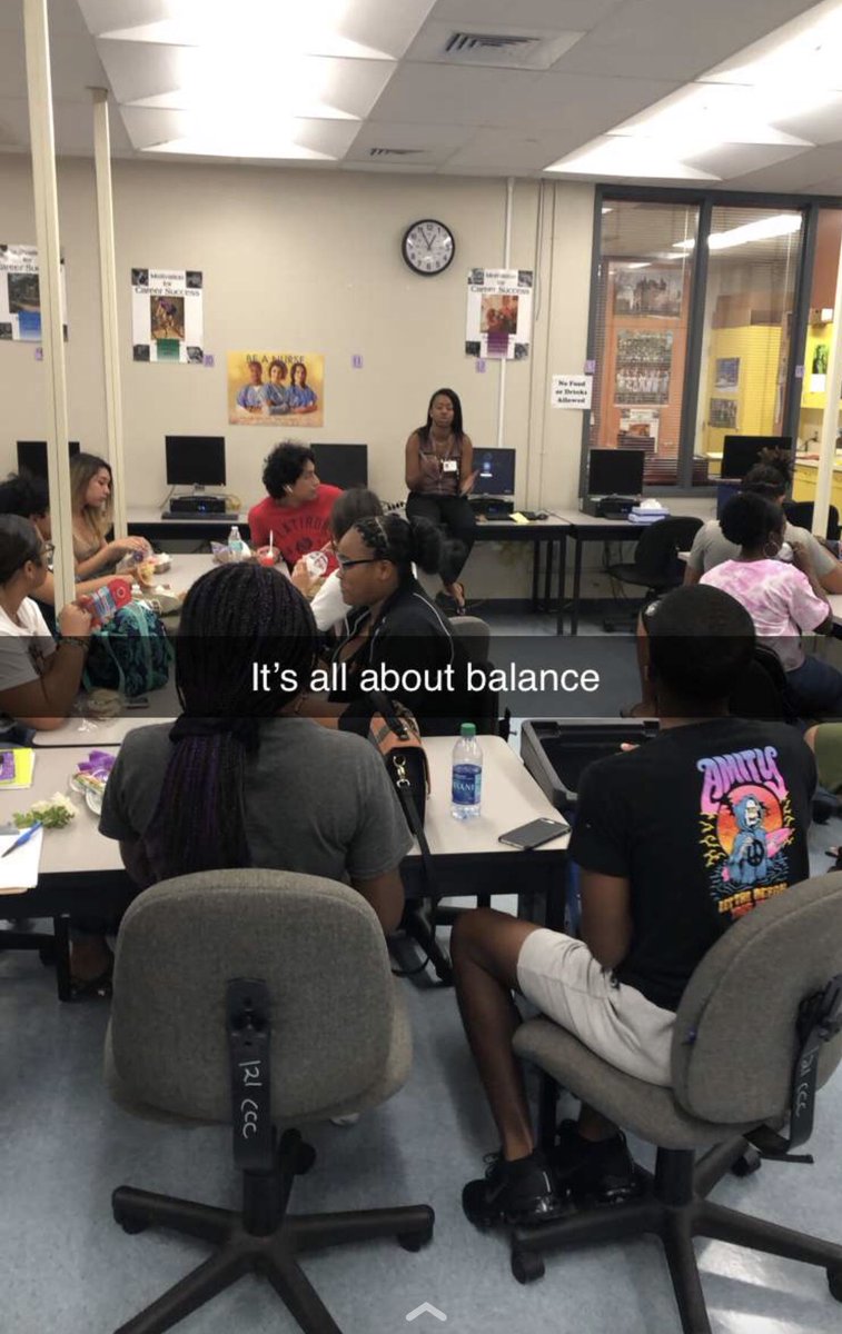 Ebhs_Counselors's tweet photo. Presenting Senior Snackchat!! Lunch time sessions w/ student driven discussion #SepSnackChat #SeniorSurvival #BalancingResponsibilities Add us @ebsnackchat https://t.co/hC2hYVMaRr
