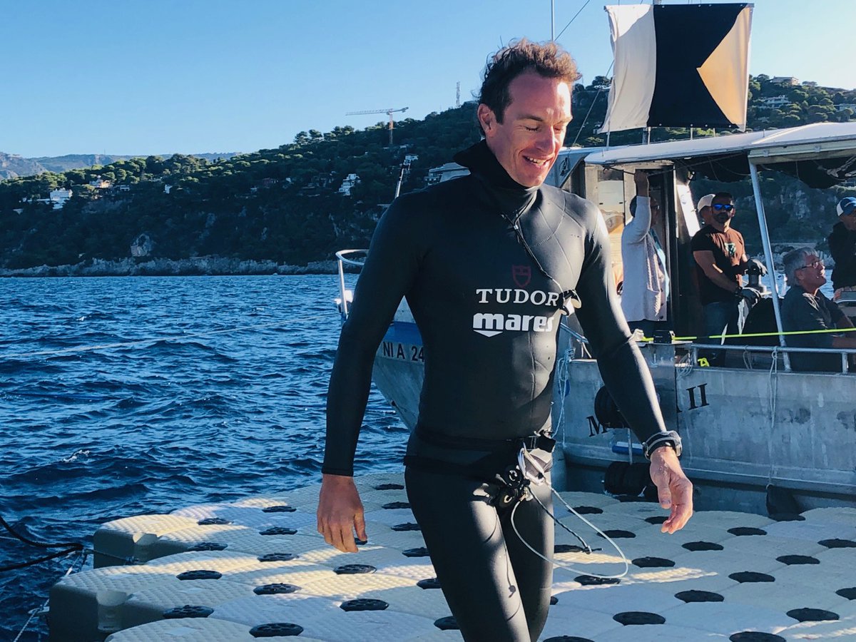 Chapio41's tweet photo. Champion du monde @morganbourchis est né à #Tours #apnée #Villefranche @aidawc2019 @F3Centre #bonnephoto 😉 Eric Dubuis https://t.co/EusYbsFXeK
