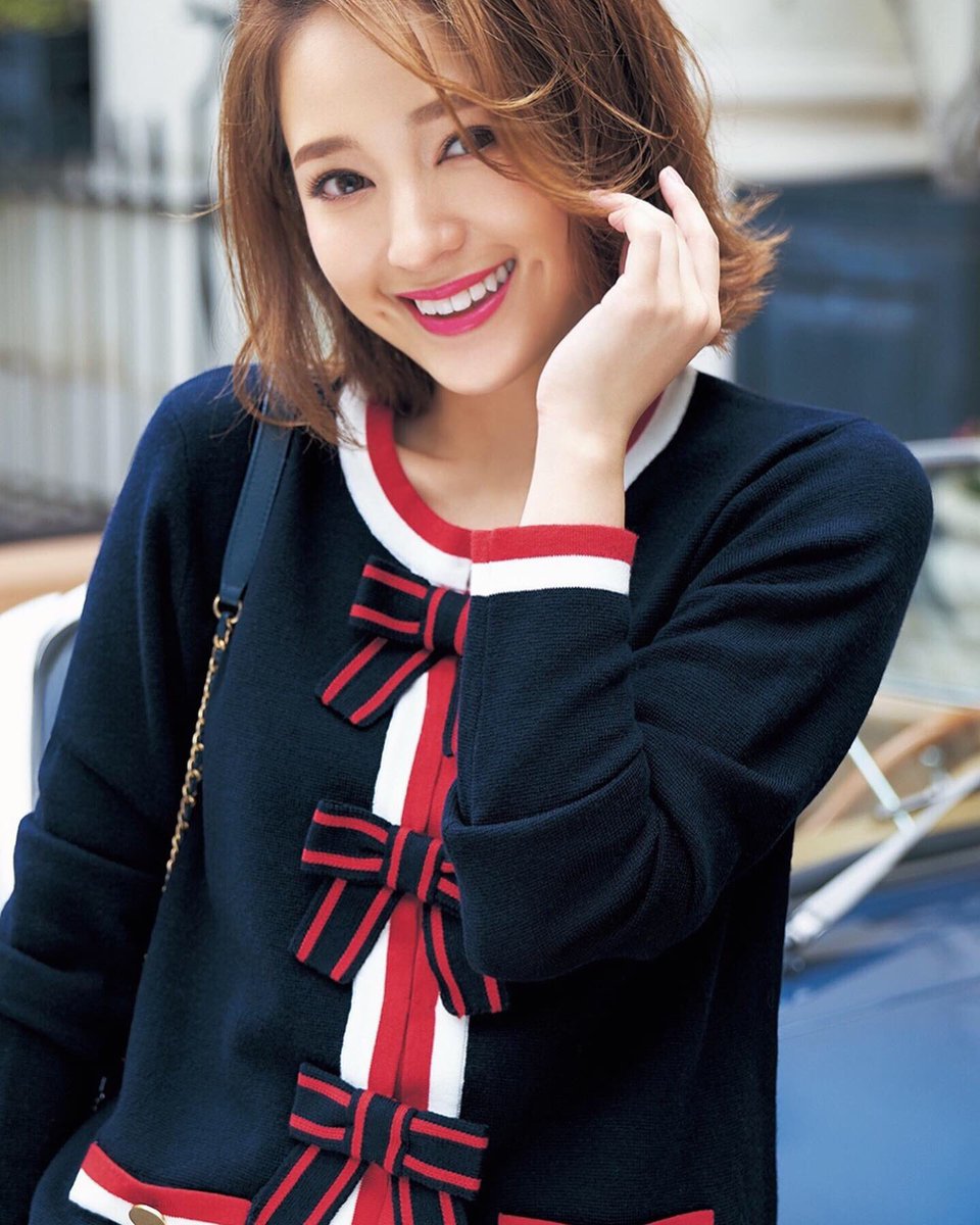 Chay 嬉しいお知らせ Chay Chesty のアイテムが3ヵ月連続発売決定 細部にまでこだわりを詰め込んだデザインです 第一弾コラボアイテムのカーデとワンピは9 17から発売予定 カラバリも沢山 10月には神戸で発売スペシャルイベント Chay S Tea Party も
