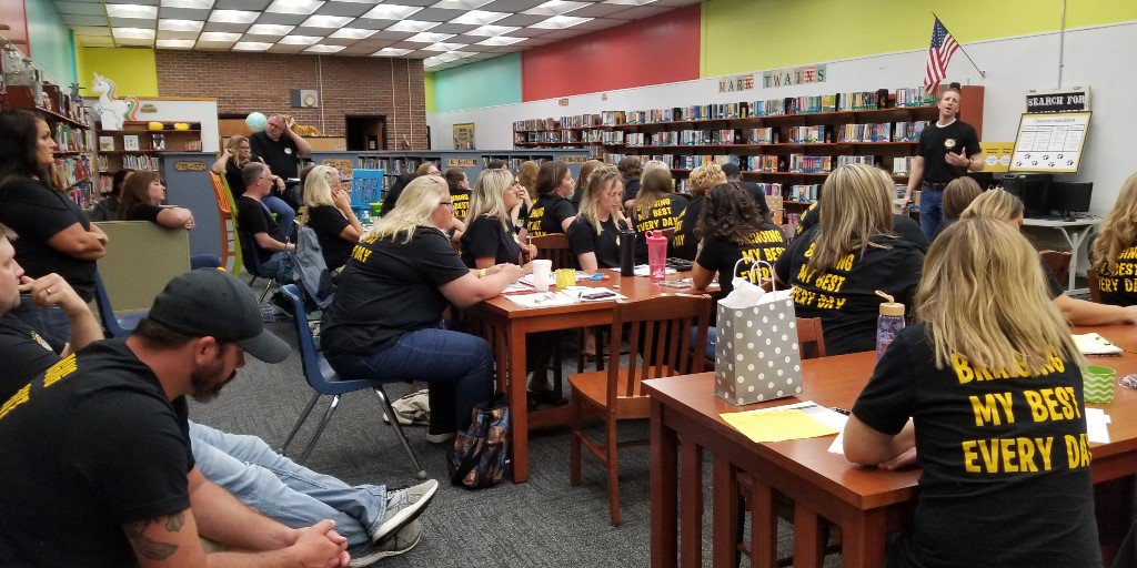 SedaliaMiddle's tweet photo. Teachers at SMS worked hard over the summer planning as a department, decorating their rooms, and preparing for another exciting school year. #tigerpride https://t.co/cXFmzHAfQp
