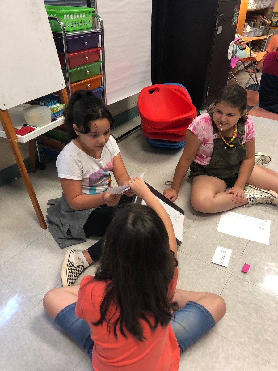 Mrs. Tucker’s 4th Grade class is using the Kagan strategy “Fan-N-Pick” to practice multi-digit addition and subtraction. This is a great strategy for students to work in cooperative groups to practice a skill. #PMESpirates #SCSed