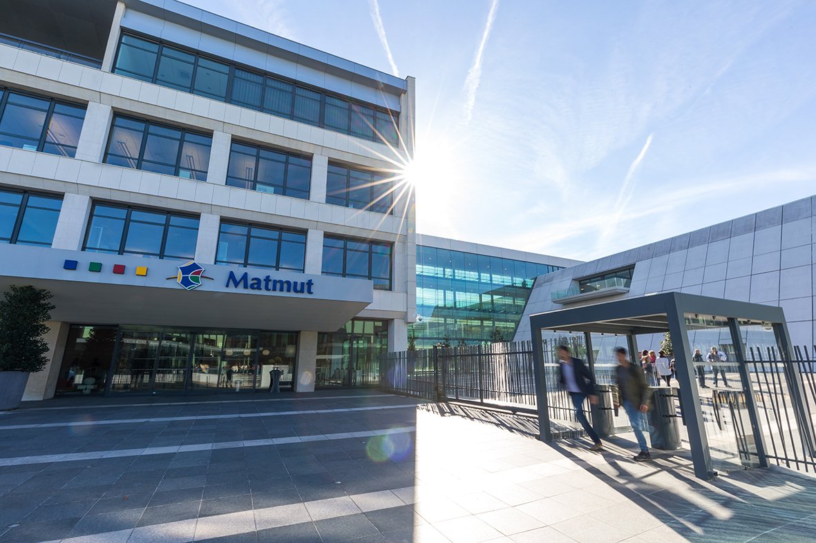 [ARTICLE] #Rouen, place forte du #tertiaire et du #numérique dans le <a href="/NouvelObserv/">Nouvel Observateur</a> ➡️bit.ly/2m8Z94T. Plus généralement, on y parle de l'environnement économique de Rouen : portuaire, assurance, numérique, relation-client, industrie 4.0, innovation, immobilier, formation.