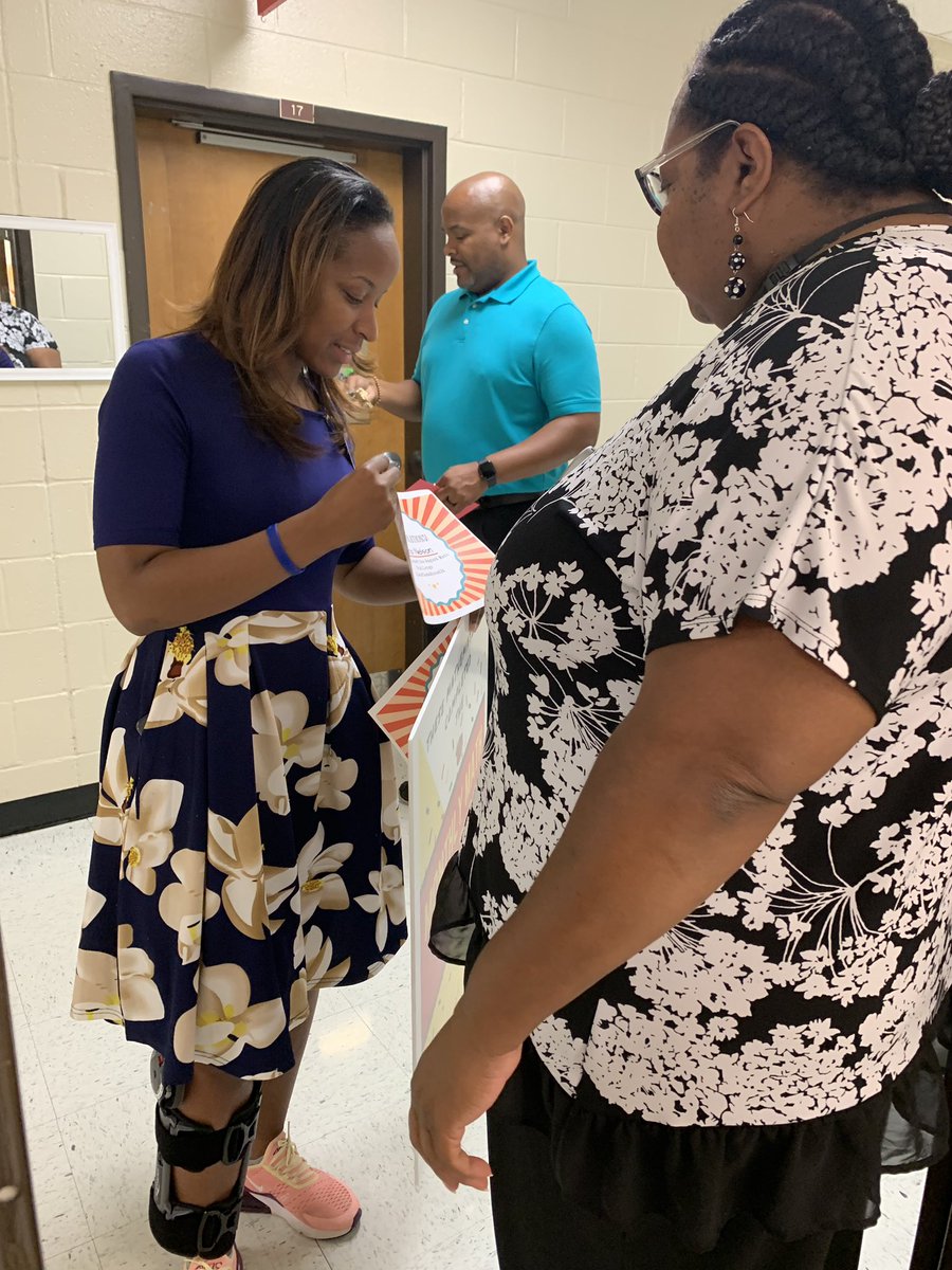 Livingstones16's tweet photo. Livingston Elementary School’s Leader (Ms. Nelson) received a welcome surprise from our District Math Coach (Ms. McKnight)!!!!! Congratulations on being one of NCSS’s Math Challenge Recipients !!!!#ncssbethebest #nellieteacher
#LetsTaskAboutIt https://t.co/5u9n6I4ICL
