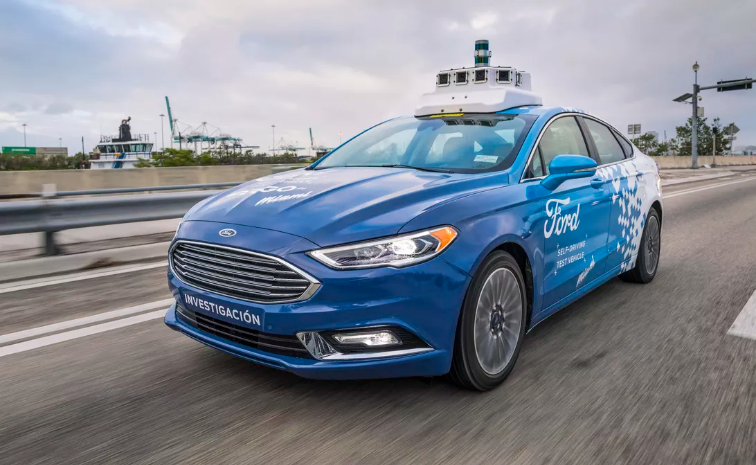 Harman's tweet photo. #C2VX enabled by #5G would improve connectivity and make self-driving cars safer. As a member of @5GAA_official with @Samsung we are proud to stand with automakers, and other partners, to support this critical technology. @CNET https://t.co/aZawPnaswK https://t.co/gaCYoMcrXe