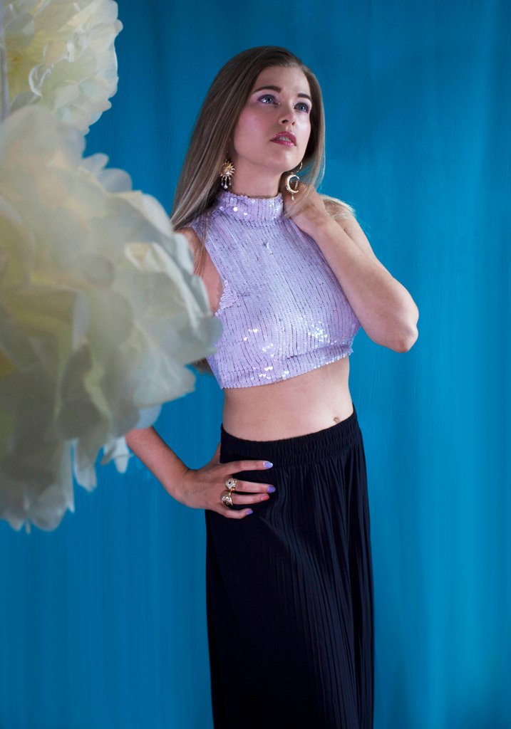 TonalHuldra's tweet photo. It's September - how did that happen??? It's also release month - yay!!! My next single (Woman) is out Friday 20th Sep - you can pre-save here: https://t.co/PNFMNRIQ6h #newmusic #singer #songwriter #upcomingartist #altpop #femalecollective #norwegiansinger #femalevocals #sequins https://t.co/9RTBNTph2I