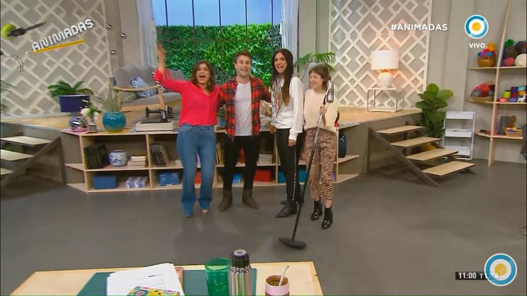 FC_Rockbones_PS's tweet image. Ya terminó #Animadas ¡Muy divertido el programa con la visita de Gastón @DaliaGutmann! 👏👏👏👏