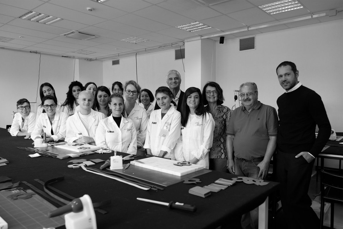 polimoda's tweet photo. Antonio Belloni, Group Managing Director @LVMH, stopped by Polimoda to meet the apprentices of the Leather+ program in collaboration with the LVMH Institut des Métiers d’Excellence (IME).#IMELVMH https://t.co/5QVSPTsHiY