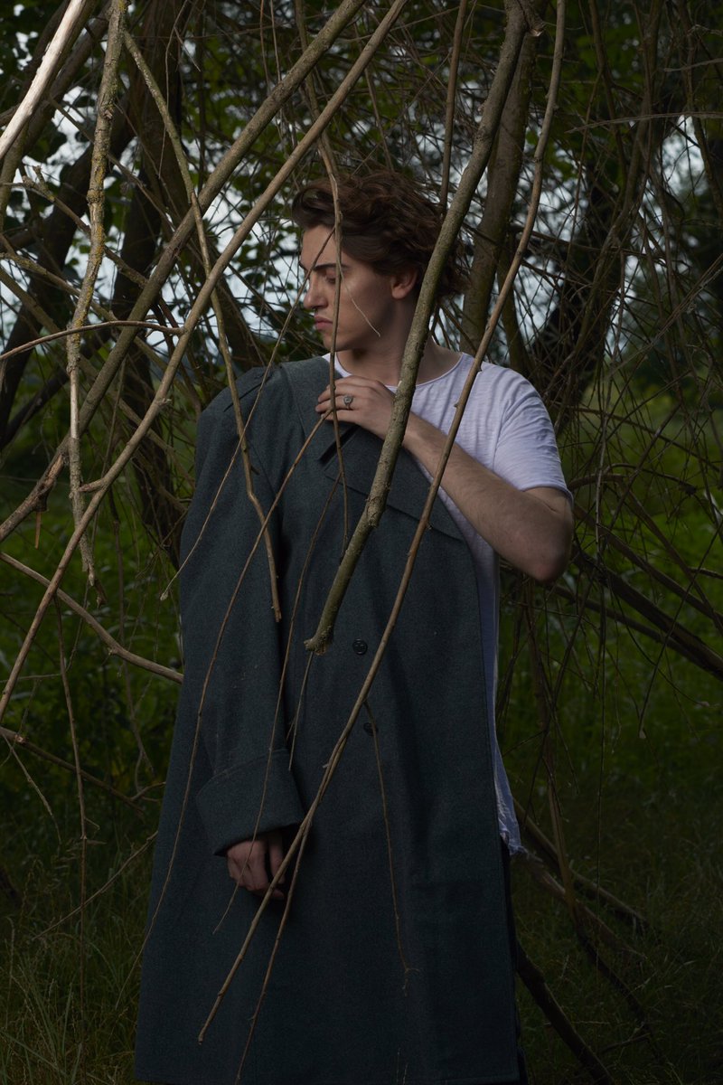 michele_bravi's tweet photo. Dopo il sold out in pochi minuti del primo concerto, siamo felici di poter annunciare che Michele tornerà ad esibirsi Domenica 20 ottobre sul palco del Teatro San Babila di Milano.

Biglietti in vendita esclusiva su https://t.co/29Un4rAcPn dalle 11.00 di mercoledì 11 settembre. https://t.co/lzuMfRog0S