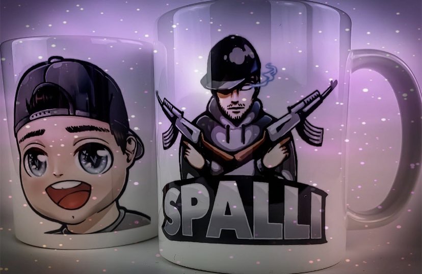 2 gelungene Motive von @Spalli_TV 
#merch #cup 
🧢 getshirts.de/spalli