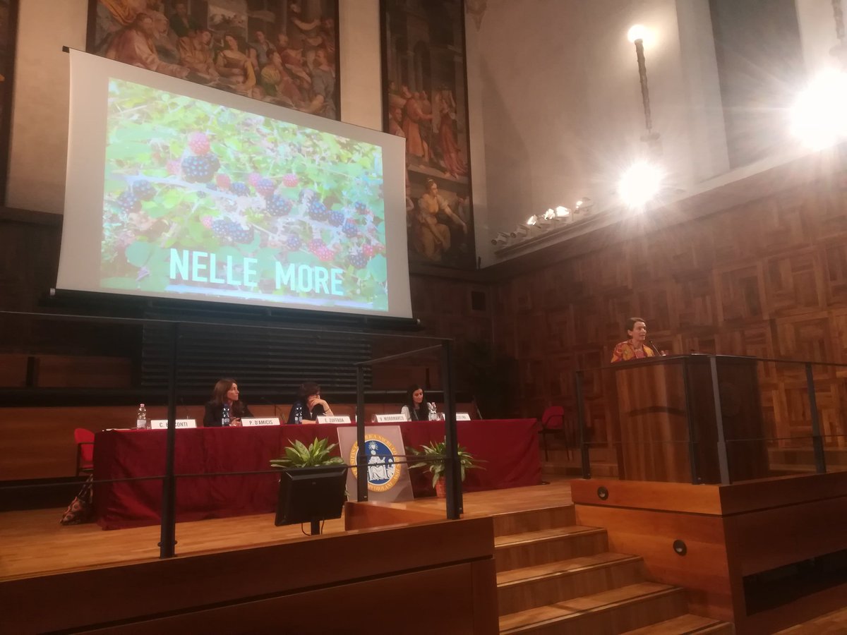 aacoeli's tweet photo. @ChiaraBisconti: "Come cambiare? 3 must: spazio-tempo, umanizzazione, apertura agli altri" #valorepa @ALTIS_Unicatt https://t.co/EW89k4k0RL