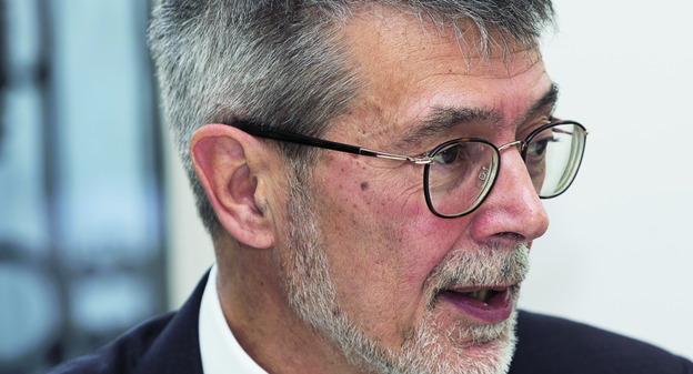 argusassurance's tweet photo. [FLASH] #AssuranceVie : l'ACPR, par la voix de son vice-président Bernard Delas, appelle... à la fin des fonds euros ! Entretien > https://t.co/KFA87pSnNK (par @sebastienacedo) https://t.co/uoF8dh8dXD