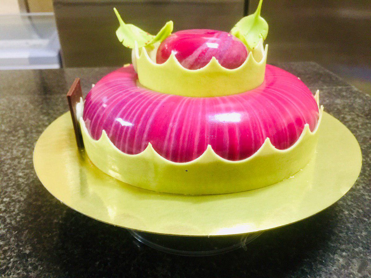 MemoireBakery's tweet photo. Cake is the answer to the most joyful celebration. Get your best cakes with Memoire Bakery.

👉Remark: Daily 🎁50% OFF from 6pm until 10pm on all cake!

Book Now:
(855) 69 201 888 / 69 261 888
E-mail: fbc@memoirepalace.com

#cake #memoirebakery #siemreap #Cambodia https://t.co/JOlCBuqUar