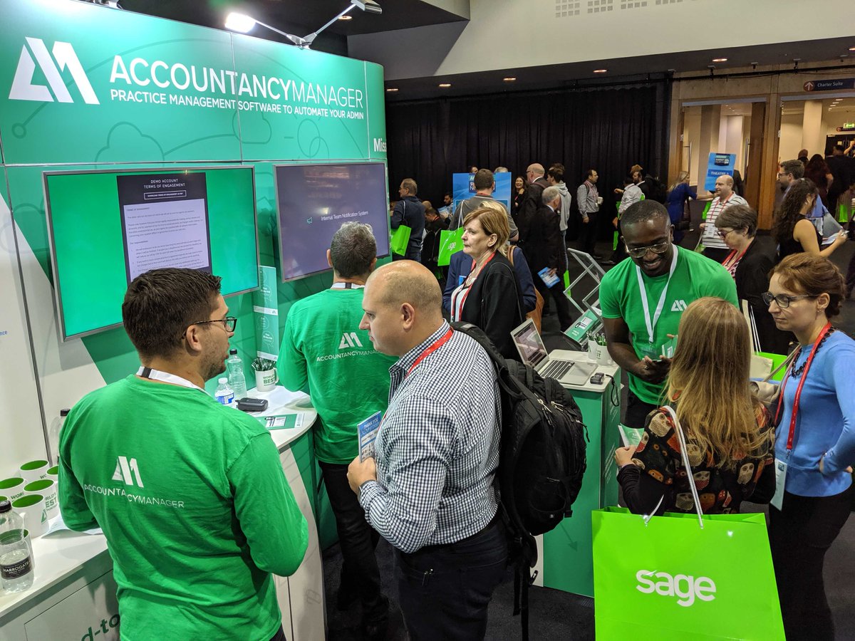 accountancymgr's tweet photo. @ACXSummitNorth It's getting busy now!
Keep it coming - we love seeing those familiar faces as well as meeting new people.
Make sure to grab a free mug whilst you're visiting #Stand66 !
#ACXSummitNorth #Accountex #Manchester https://t.co/OgYnYDsl9Y