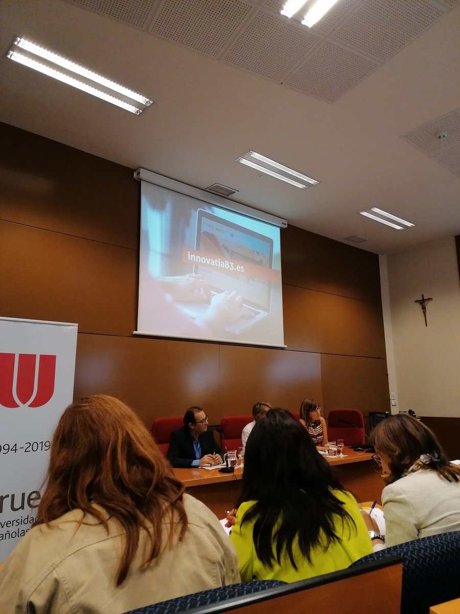 Sonidlosbosques's tweet photo. Presentando el proyecto #innovatia8.3 de la #UniversidadSantiagodeCompostela @madrinanet muy interesante, incorporar la perspectiva de género en el mundo del emprendimiento #DiversidadUE https://t.co/jukUhAem88