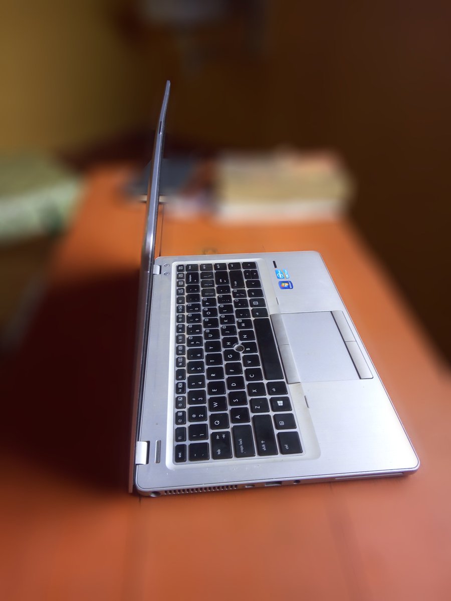 HP Elitebook 9470m( 1year free on-site warranty)
#imported #refurbished #warranty #support #businessseries #desktop#servers #change #onestopsolutions #laptopindelhi #llaptopinbangalore#secondhandlaptopnearme

>Intel Core i5 Processor, 3rd generation

>4GB DDr3L Ram, 500GB Hard