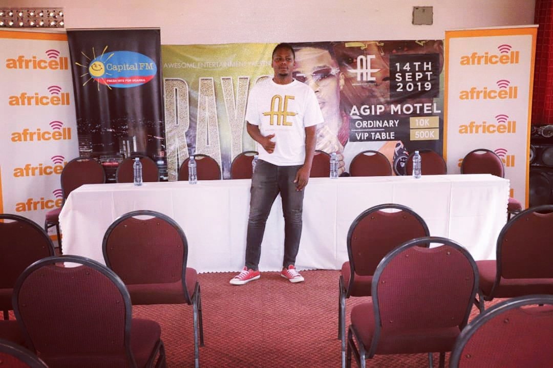 MugutaYaButaaho's tweet photo. #RayGLive press conference
#14thSept Agip Motel mbra https://t.co/GC85WnGx0b