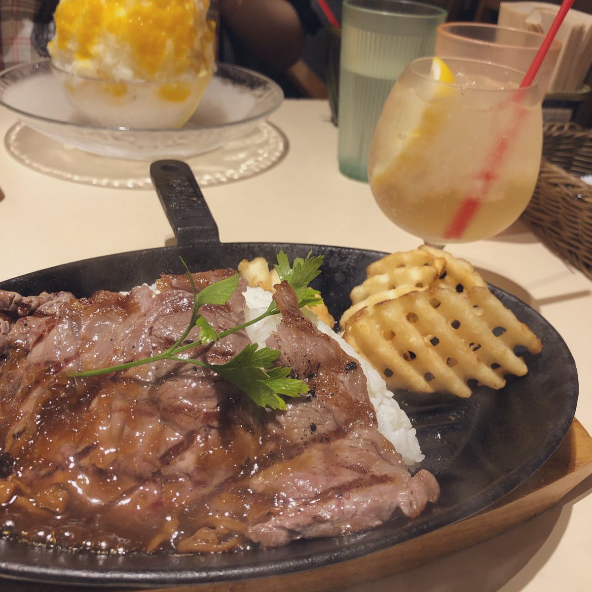 迫畠彩 Sakohataaya 723chatonne と一緒に ランチしてきたー ステーキ ステーキ ほんと話してて話が尽きないし オモロいし素敵な時間でした 迫畠彩 Sakohataaya 723chatonne と一緒に ランチしてきたー ステーキ ステーキ ほんと話してて話が尽きないし オモロいし素敵な時間でした