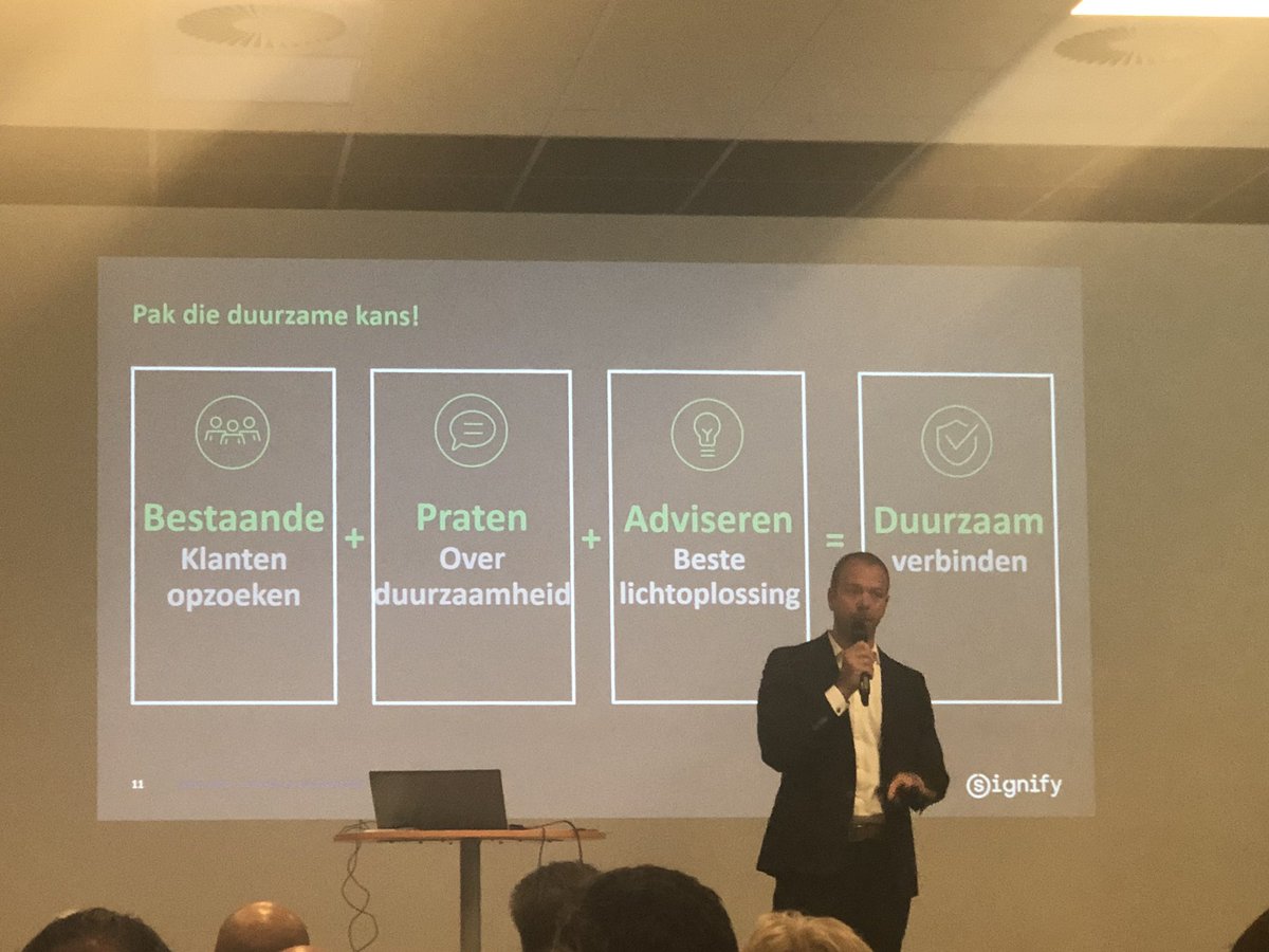 phoekwaterbv's tweet photo. #Techdag @UD_installateur @knvbcampus @gemeentezeist Schitterende lezing @SignifyNL #Duurzaam #Dromen #Durven #Doen https://t.co/XS28lyEGoC