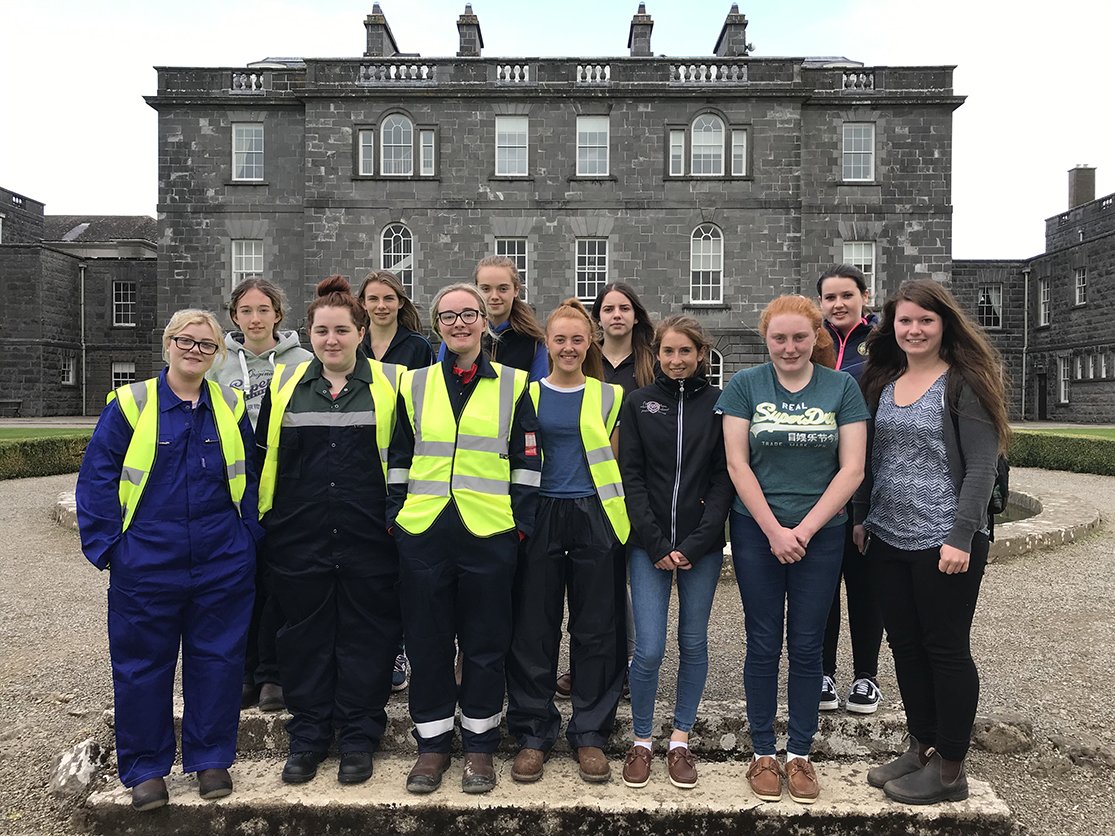 Teagasc Kildalton College in Co. Kilkenny has seen student numbers increase on the Certificate in Agriculture level 5. There are 127 students enrolled on this course including 13 female students, a 50% increase on last year.  ow.ly/nkxL50w3UTc