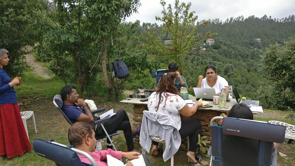 bijayspeaks's tweet image. It's official. Himalayan #Podcasting Retreat is coming back with 2nd edition on the eve of #InternationalPodcastDay. 

10 participants will join me in the Himalayas for 3 days #podcast workshop. 

Date: 28 Sep-02 Oct

👉 theinspiringtalk.com/himalayan