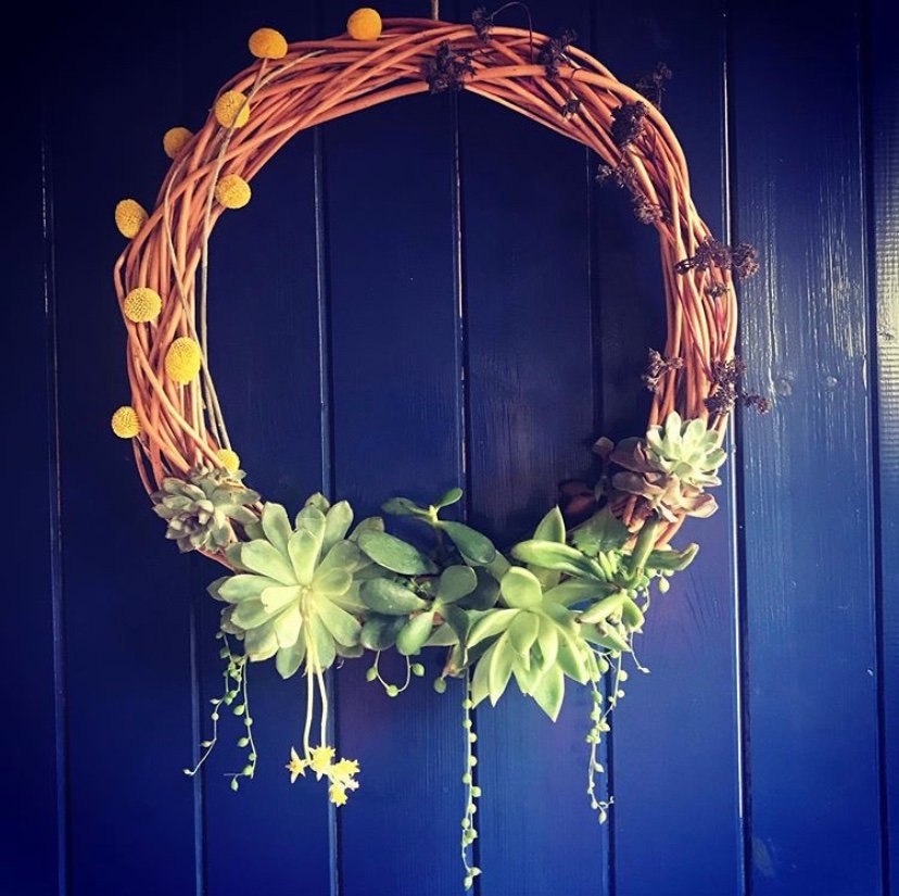 SunPierHouse's tweet image. Have you booked your place on our Autumn Door Wreath Workshop Sat, 21st Sept? 
With Halloween just around the corner it’s the perfect time to make something beautiful. 
All the materials you need will be supplied.
Places are limited
Book via florafern.co.uk/group-workshop…