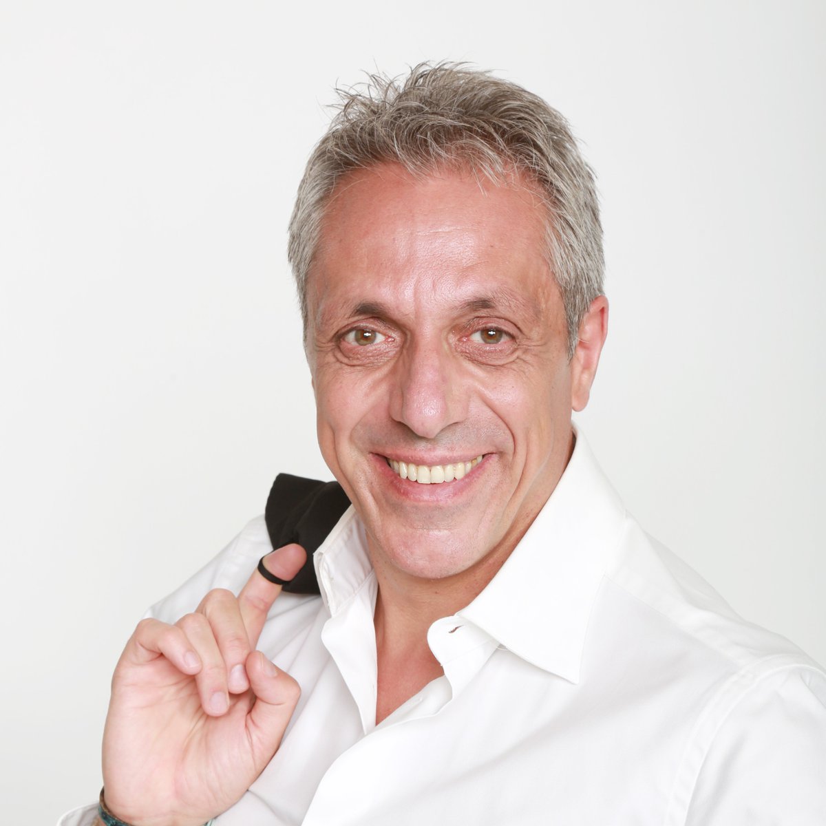 Cominceremo con un po' di risate..."M*****a che ridere!" 
#Recital <a href="/MaxPisu/">Max Pisu</a> #tarcisio dall'11 al 13 ottobre!
#claps teatrodelfino.it/myportfolio/re…