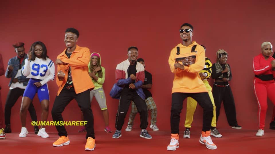 OfficialMSharif's tweet photo. SABADA Visuals Still trending !! Ft @koredebello
watch! share! Stream! Like ! Enjoy! Comment and download ,do not forget to subscribe, Nagode 🙏
https://t.co/43wrGlPYnk https://t.co/Pi4n3nlJW3