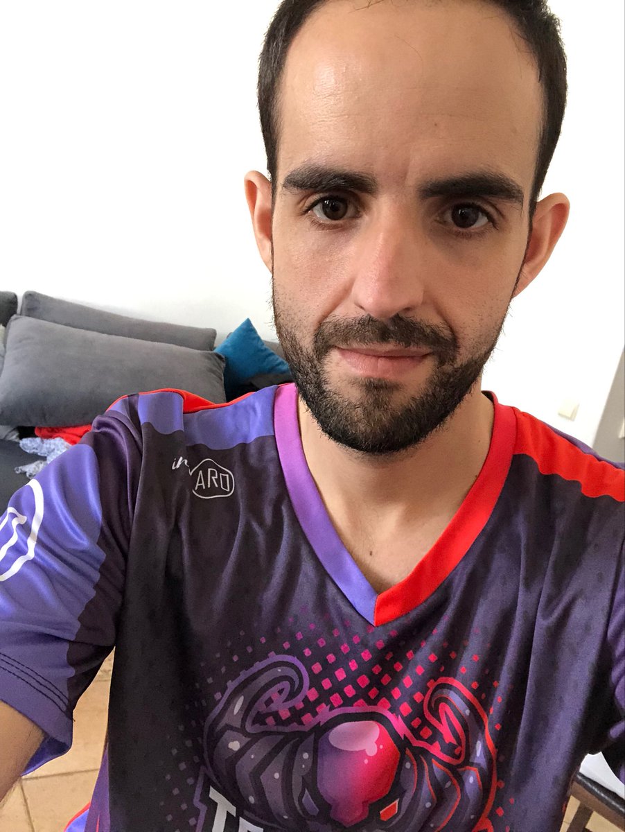 TejeiroManu's tweet photo. @LordSacram y’a está listo para un día de playa y piscina !!! Y sobre todo vamos bien equipado @TeamProG_ @BScomunidad__ #GoTeamProG https://t.co/5PJYqUZrMe
