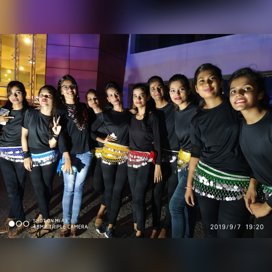 amazing_harshi's tweet image. #Freshers2k19🙌