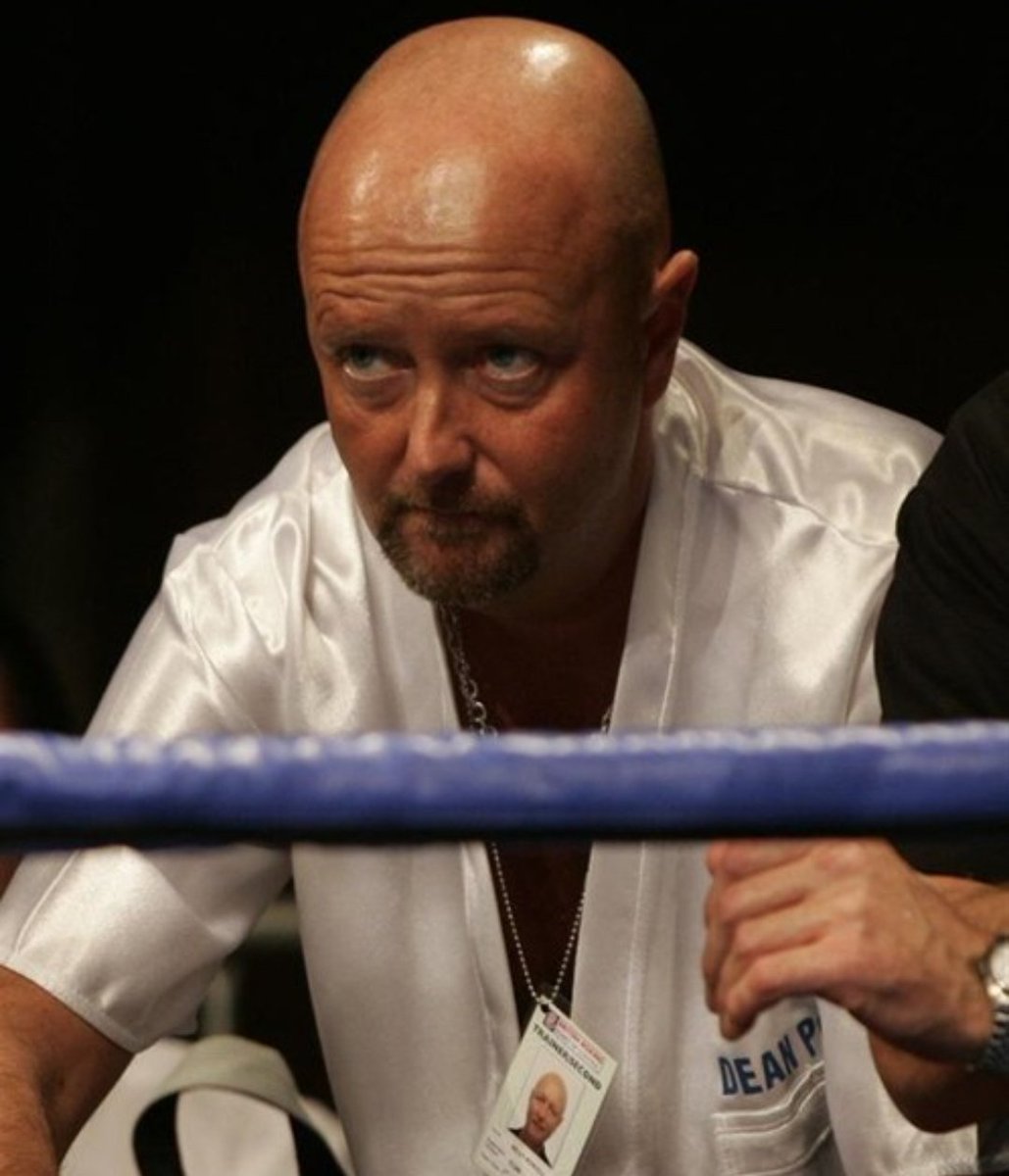 PhilJWBN's tweet photo. 6 years. #DeanPowell #RealBoxingMan https://t.co/A1Eu63uGNh