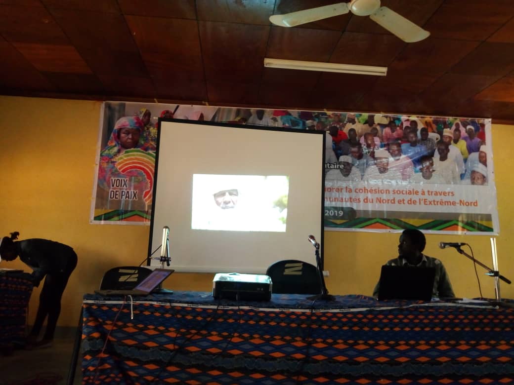 Bachir24515472's tweet photo. Projection sur les conflits entre #Eleveur et #Agriculteur une experience qui nous vient d'Afrique de l'Ouest avec @EqualAccessIntl par le biais de @EqualAccessCmr  la #Paix doit regner @ngasawise , @armanddopgang , @MADIMANDJOUR @Akoum237 https://t.co/7Pw0njL1g0